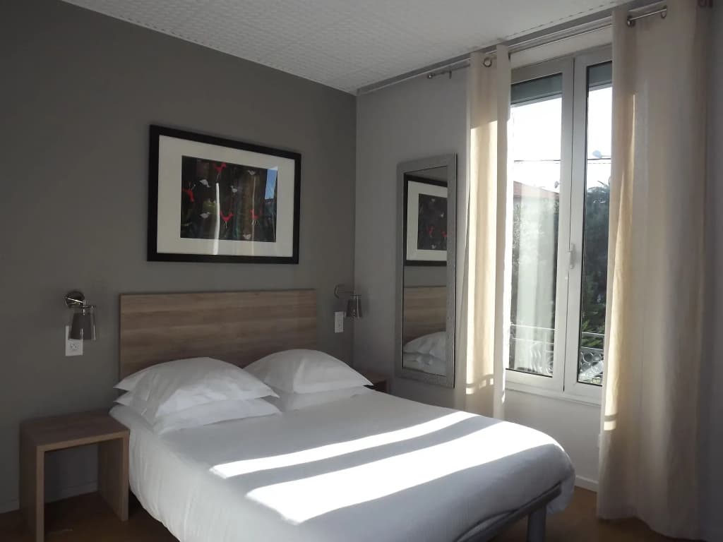Hotel Le Petit Castel - Photo 4