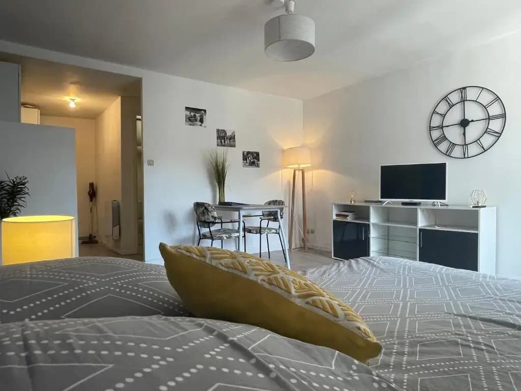 Moissac Centre Studio 30m2 Calme Cour Intérieure vélo Netflix - Photo 4