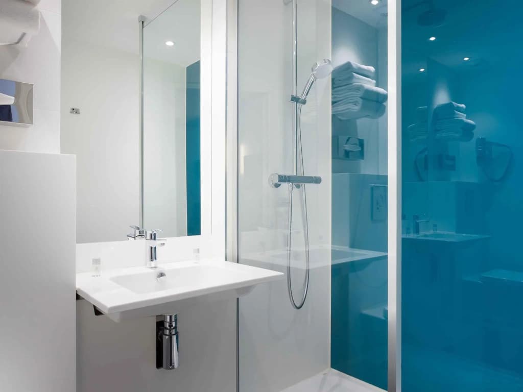 ibis Styles Nantes Centre Gare - Miniature 8