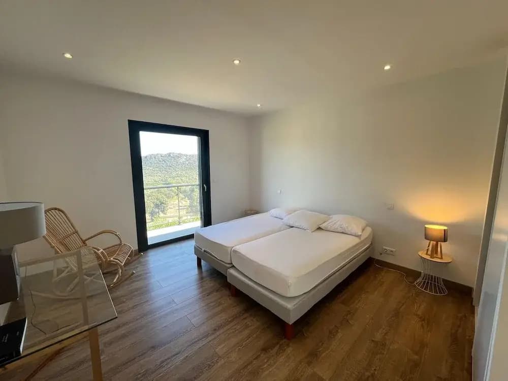 Beautiful Villa With Pool and sea View - Photo 4