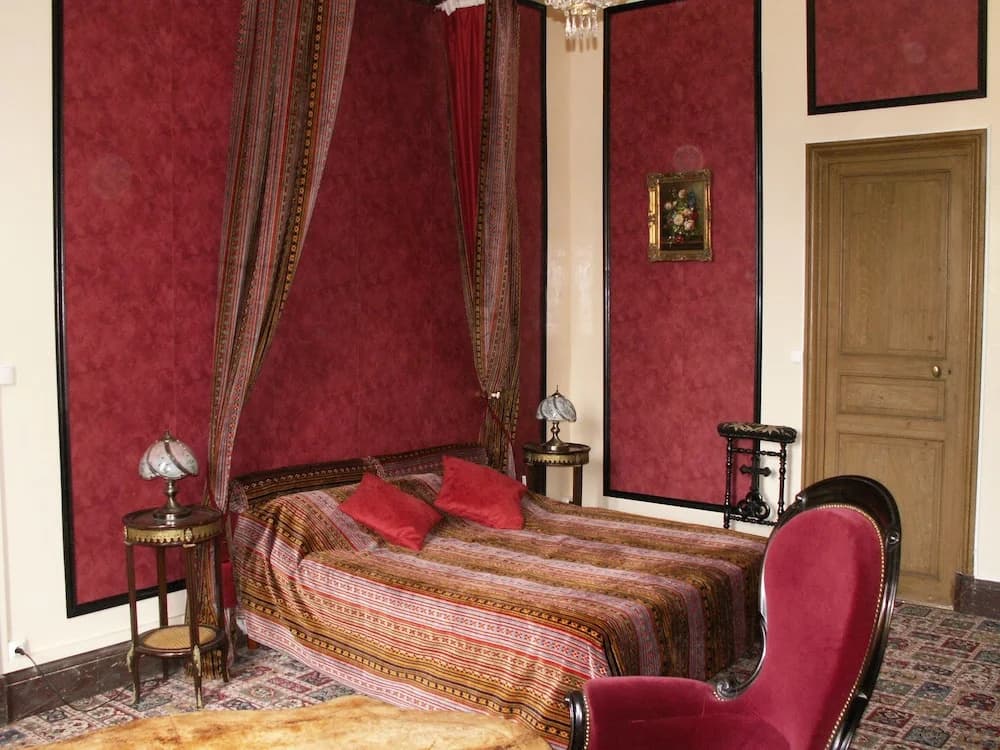 Château de la Court d'Aron - Photo 3