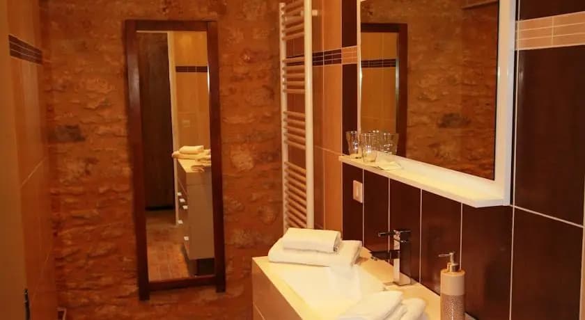 Aux Bories de Marquay, B&B avec SPA près de Sarlat - Miniature 8
