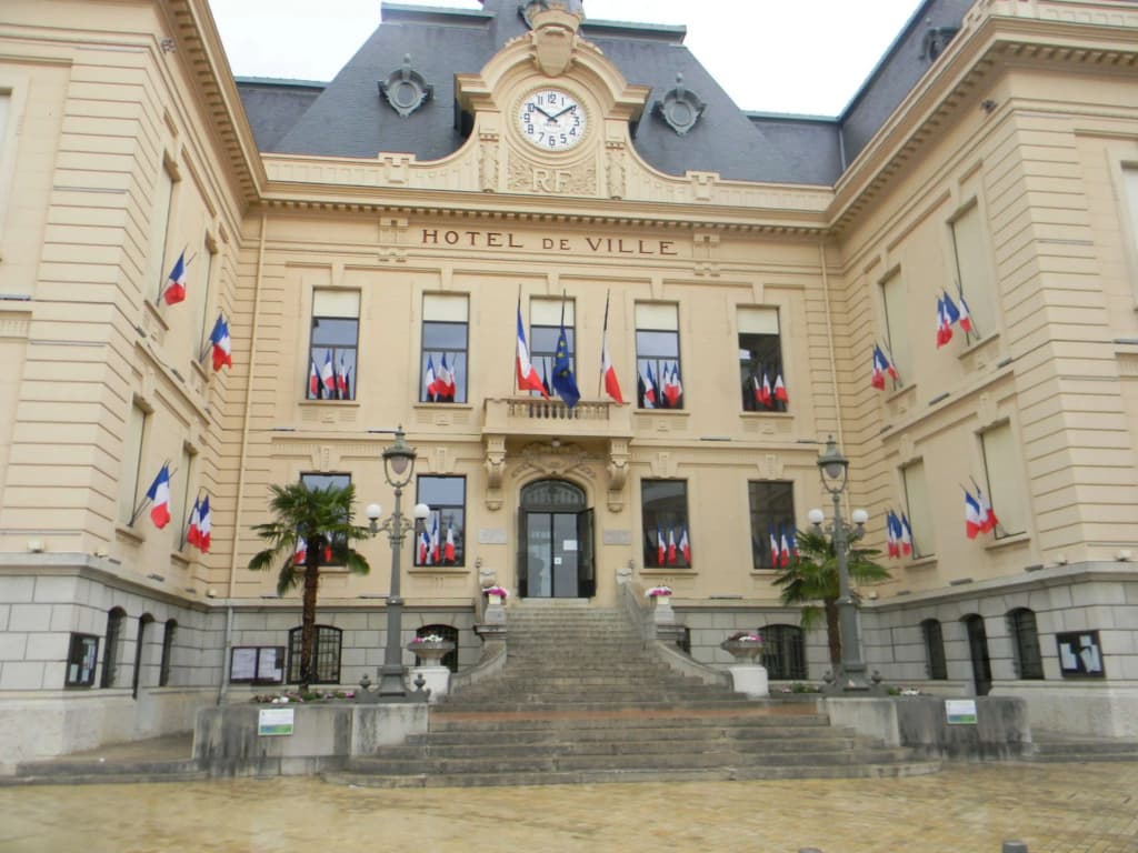 Kyriad Villefranche sur Saone Porte du Beaujolais -Rénové- - Photo 1