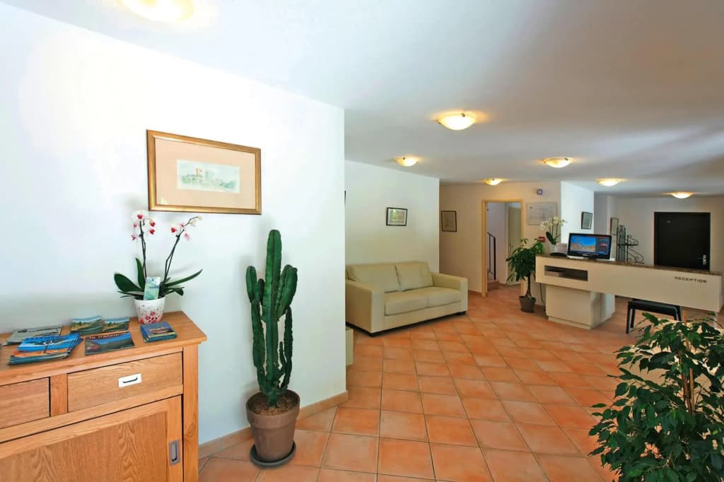 Res. Le Vieux Moulin Ile Rousse, Apartment for 4 Pers - Photo 2