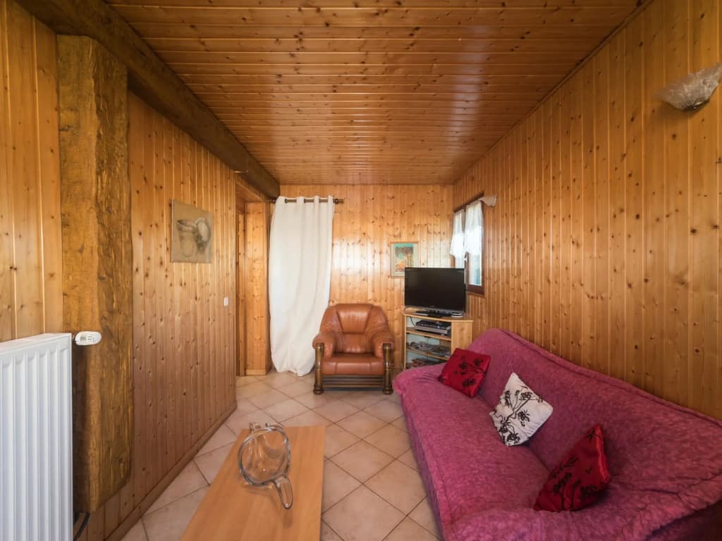 Quaint Holiday Home In Girmont-Val-d'Ajol with Private Terrace - Photo 2