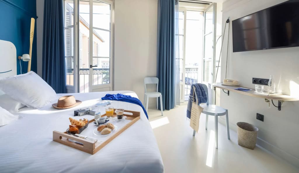 Hôtel L'Eautel Toulon Port - Photo 2