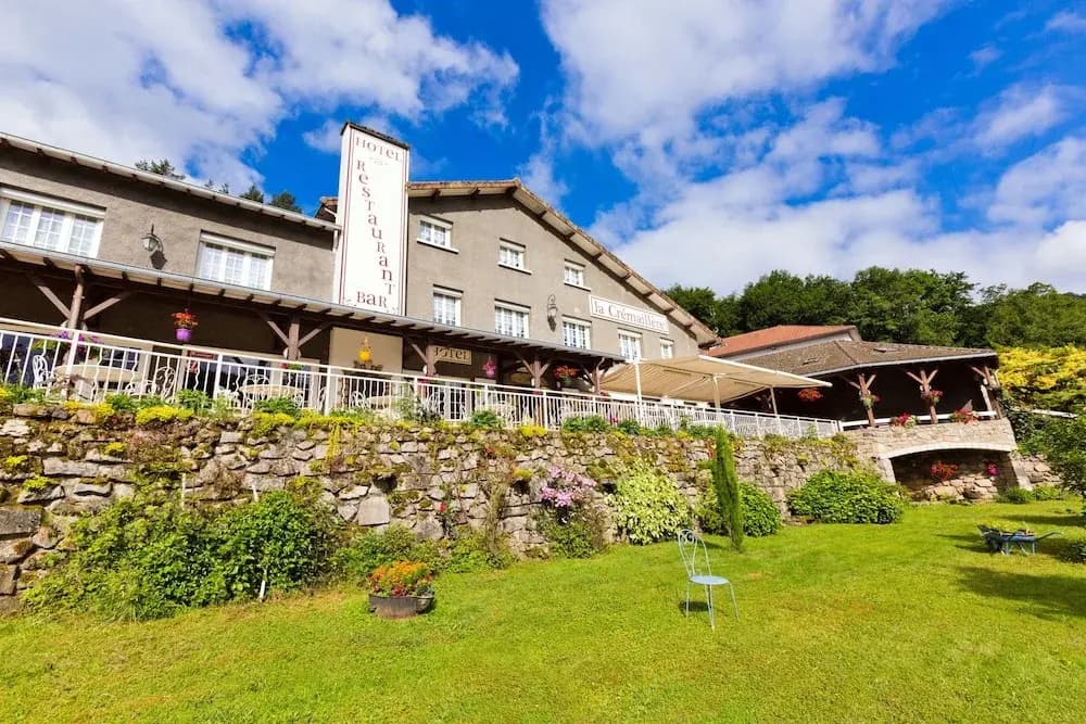 Hotel Restaurant La Crémaillère - Photo 1