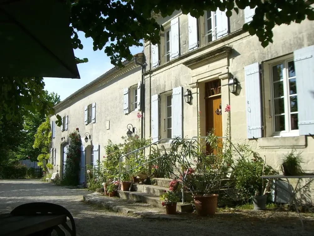 Aux Chambres des Bujours - Photo 1