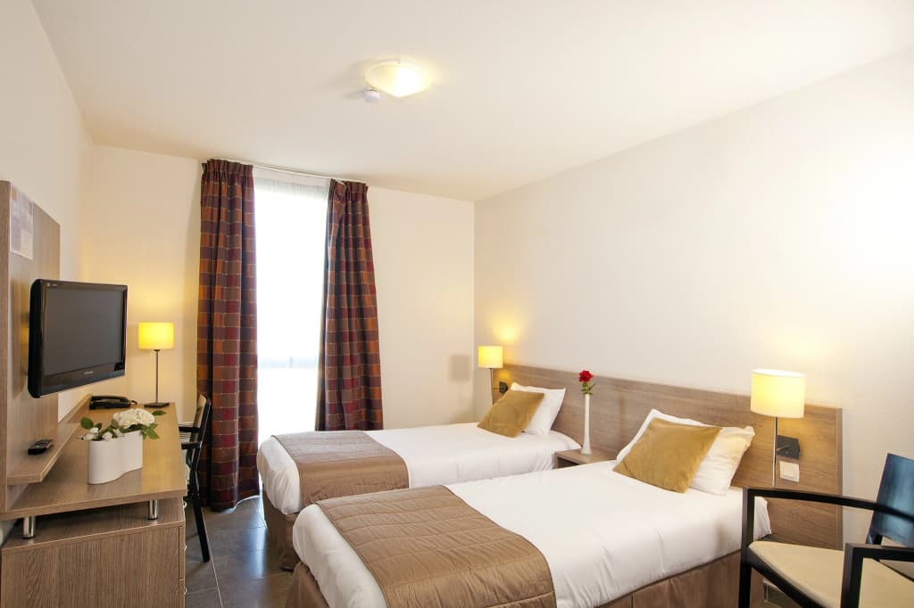 Sejours & Affaires Manosque Moulin Neuf - Photo 2