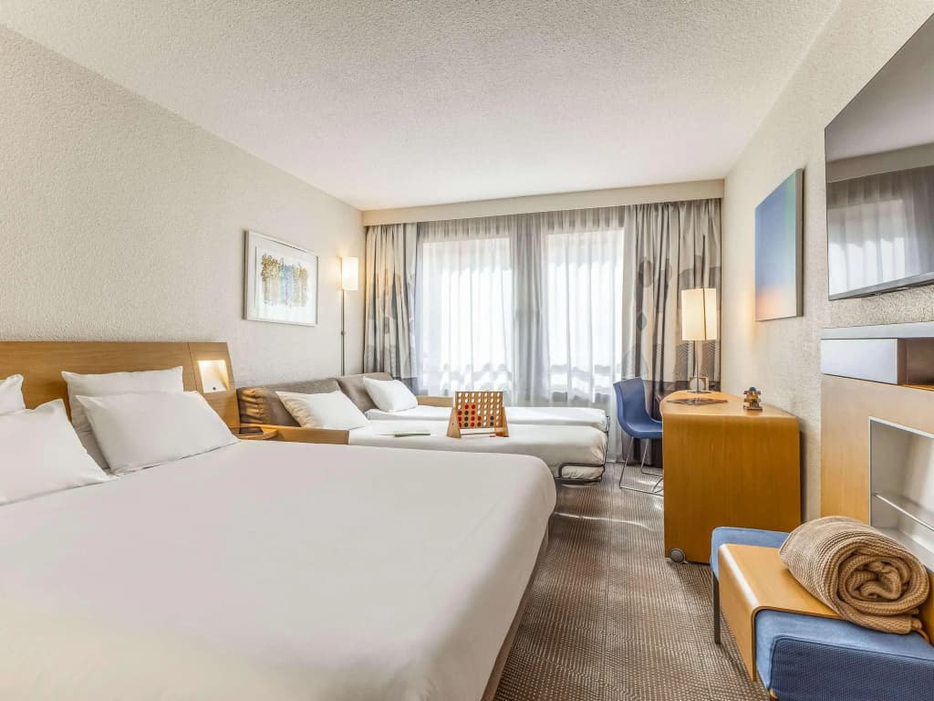 Novotel Lille Centre Gares - Photo 3