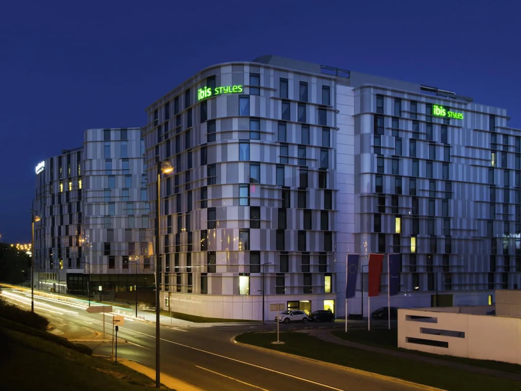 Ibis Styles Paris Charles de Gaulle Airport - Photo 1
