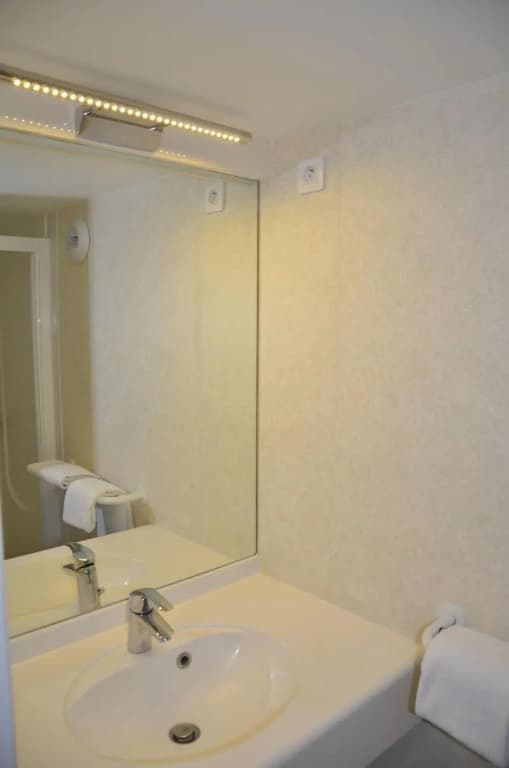 Mape Hotel - Miniature 7