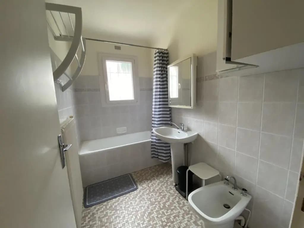 Maison La Roche-Posay, 5 pièces, 7 personnes - FR-1-541-17 - Photo 3