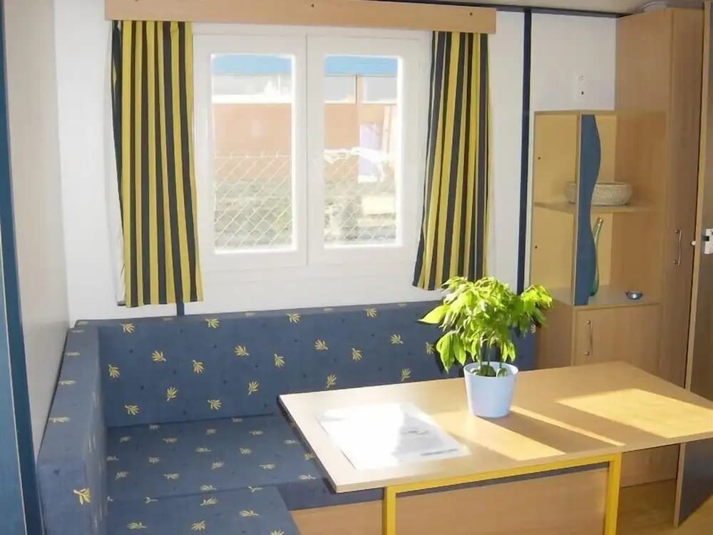 Mobilhome Camping Arquebuse - Photo 1
