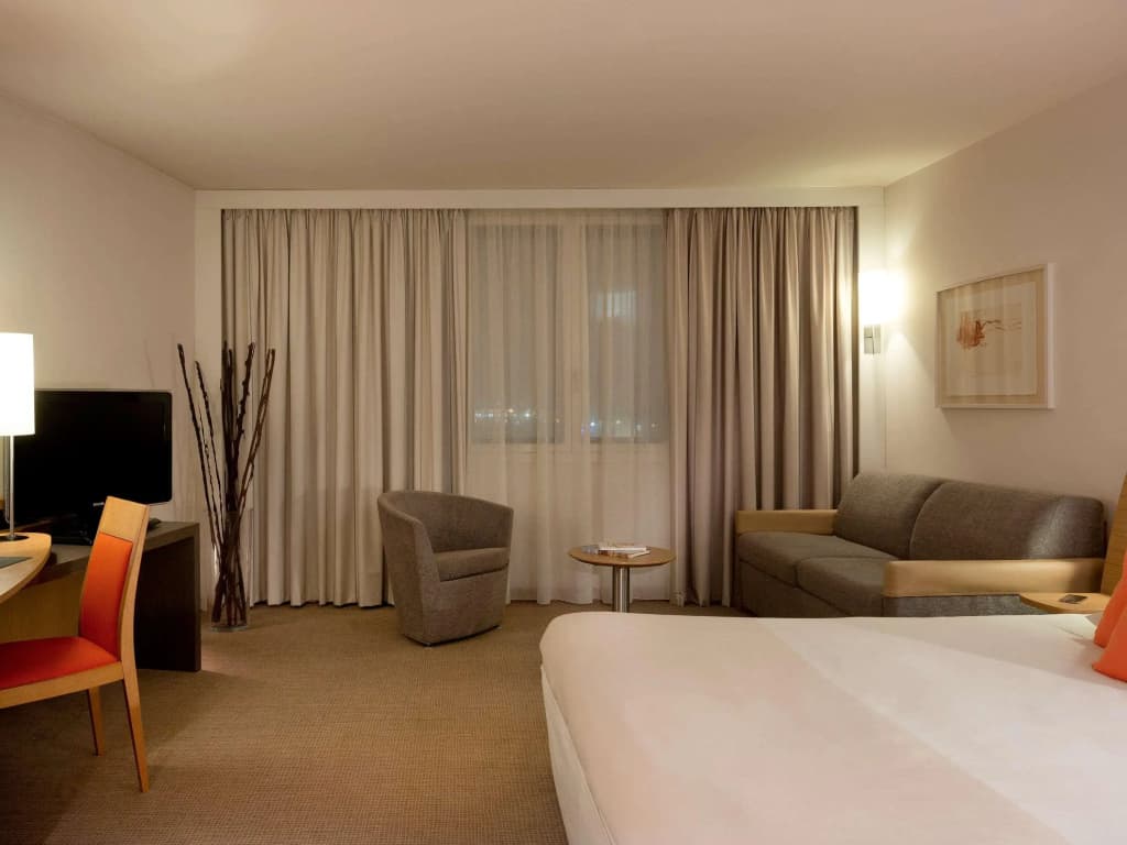 Novotel Paris Roissy CDG Convention - Miniature 7
