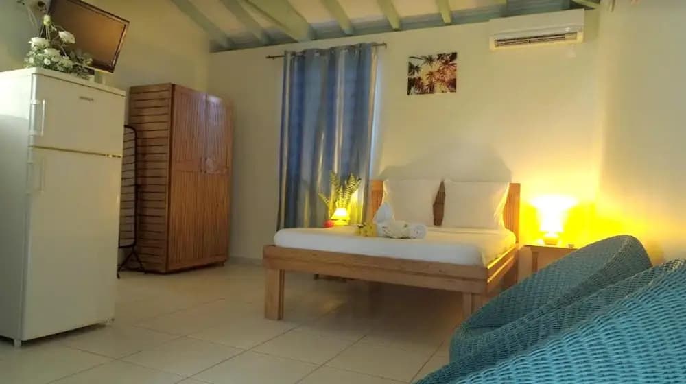Studio in Sainte-luce, With Pool Access, Furnished Garden and Wifi - 2 - Photo 2