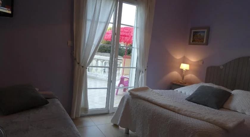 Les Cigales - Photo 2