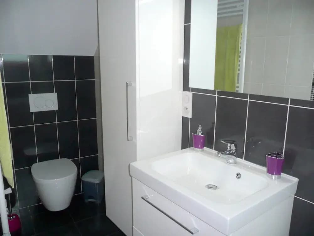 Holiday Home With sea Views, St. Nic - Miniature 7