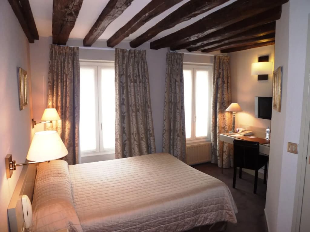 Hotel la Residence du Berry - Photo 3