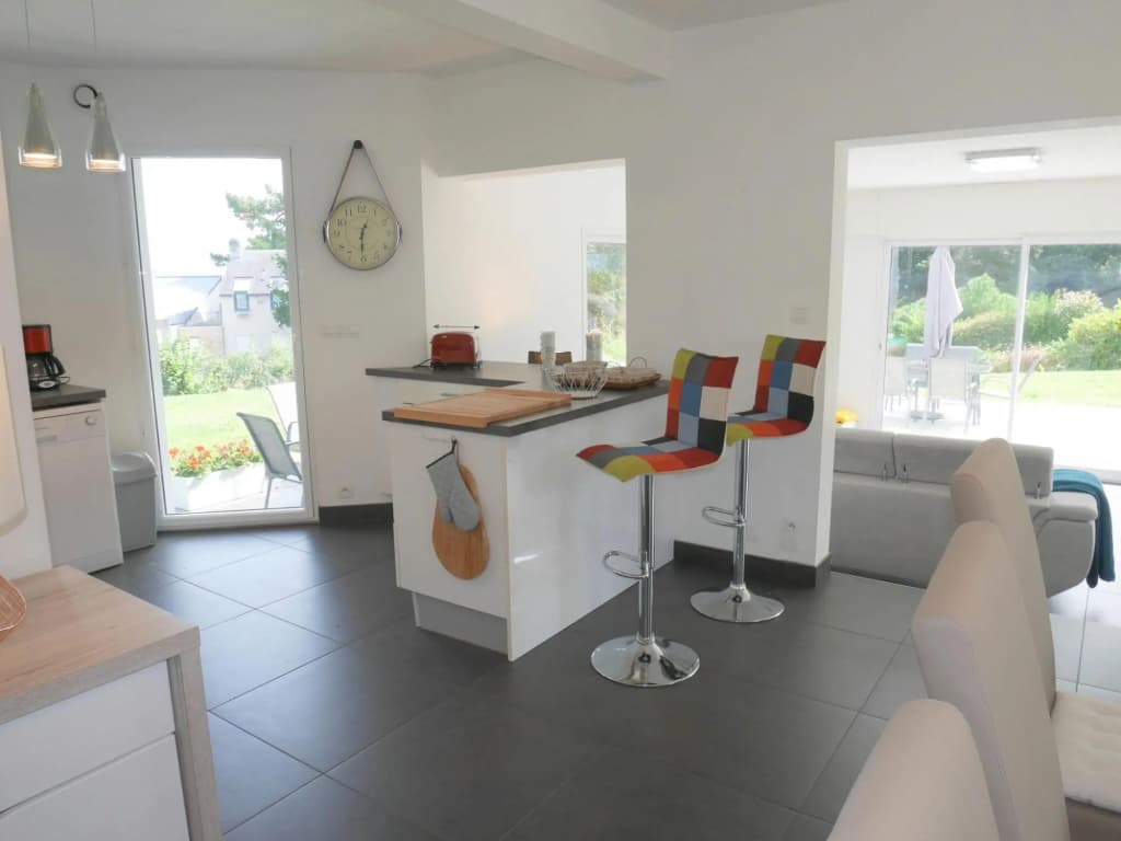 Comfortable Holiday Home With Partial sea Views, Douarnenez-treboul - Miniature 7