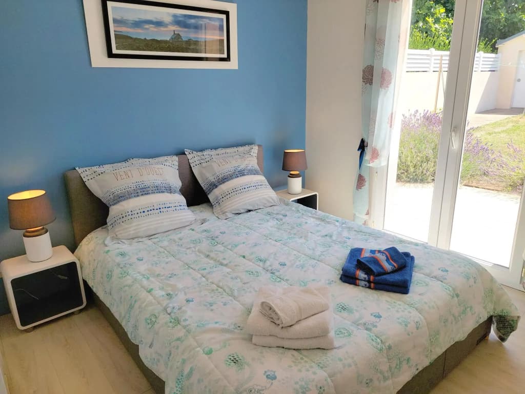 Holiday Home in Plouhinec by Audierne Bay - Photo 3
