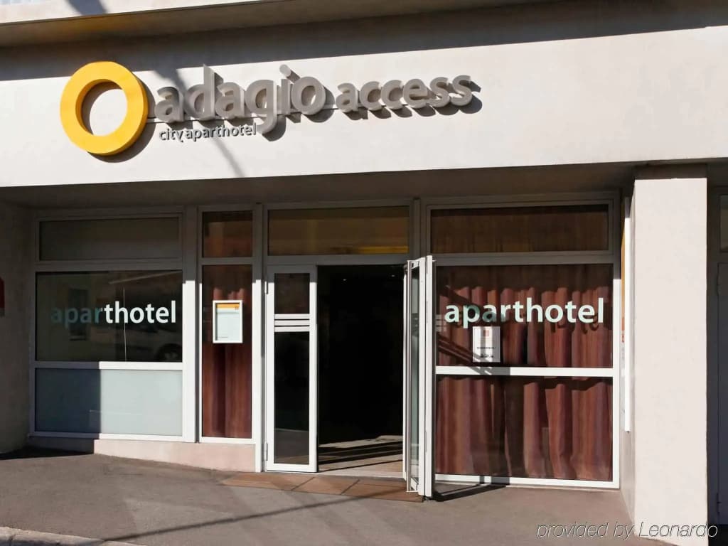 Aparthotel Adagio Access Marseille Saint-Charles - Photo 1
