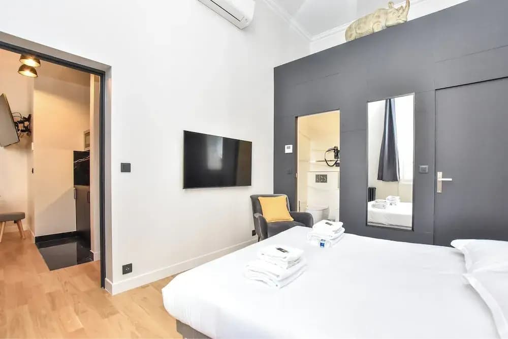 Cozy Apartment - 2br/7p - Arc de Triomphe - Photo 5