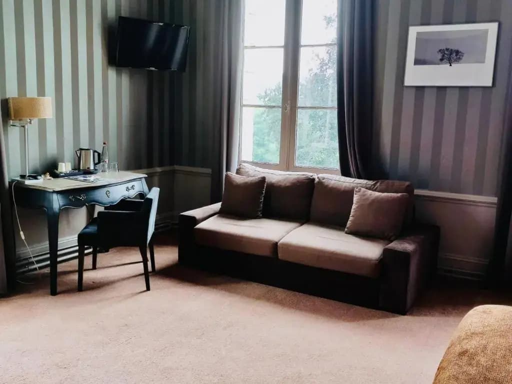 Golf Hotel - Photo 3