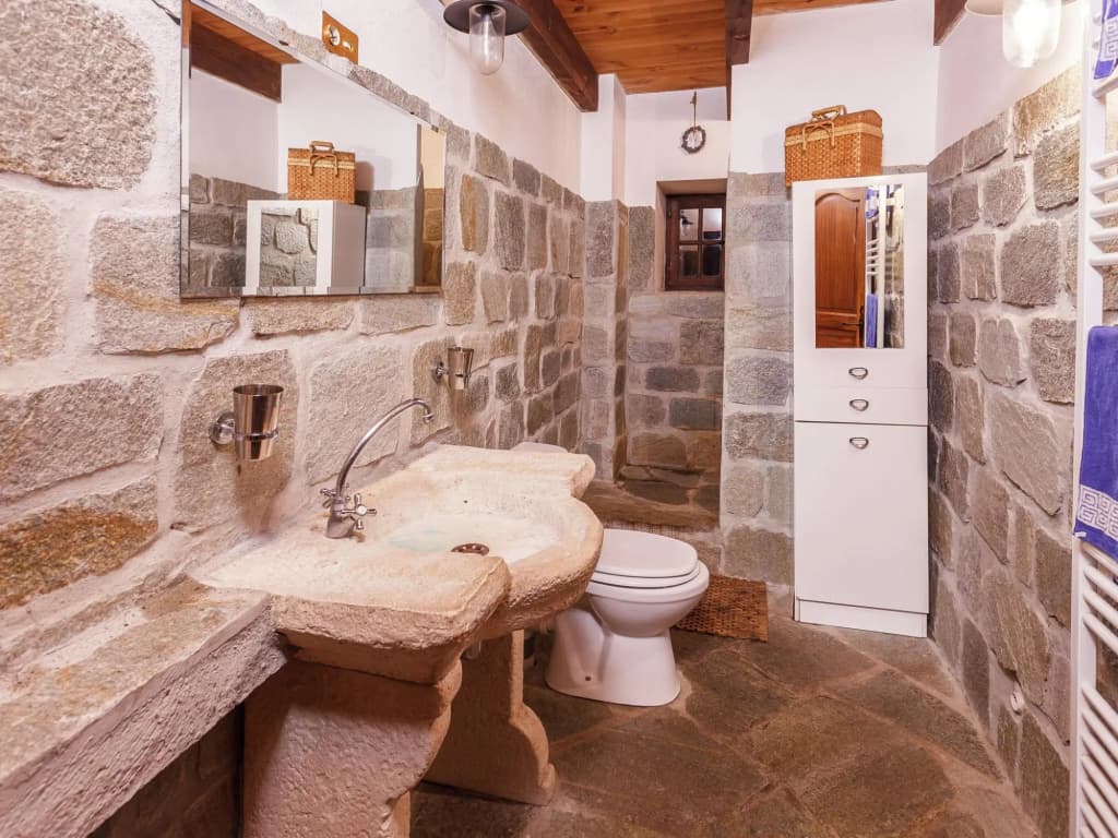 Charming Farmhouse in Cros-de-Georand with Swimming Pool - Miniature 6