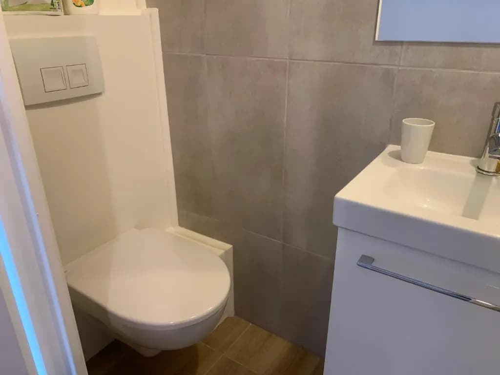 Appartement Duplex avec Wifi proche du centre - Miniature 8