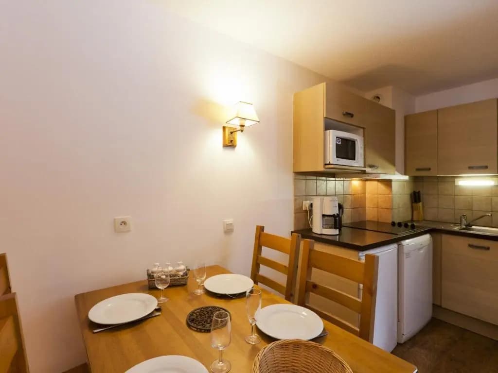 Appartement Brides-les-Bains, 1 pièce, 4 personnes - FR-1-512-48 - Miniature 8