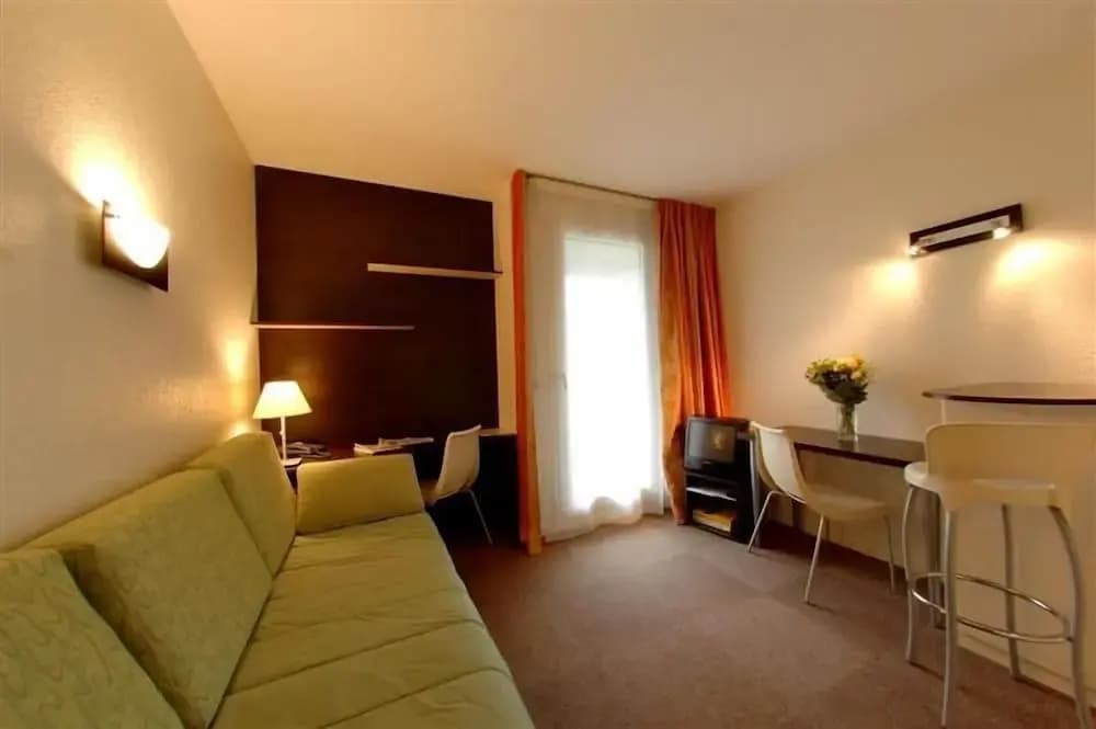 At Home Appart'Hotel - Miniature 7