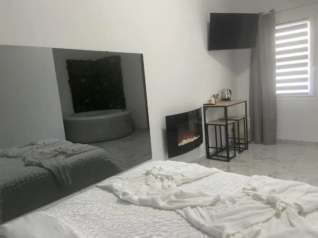 SPA CENTER Saint-Quentin - Photo 1