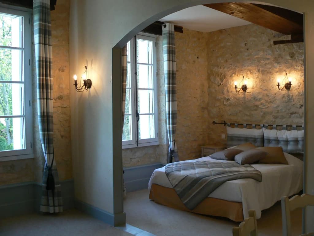 Château de l'Hoste - Photo 2