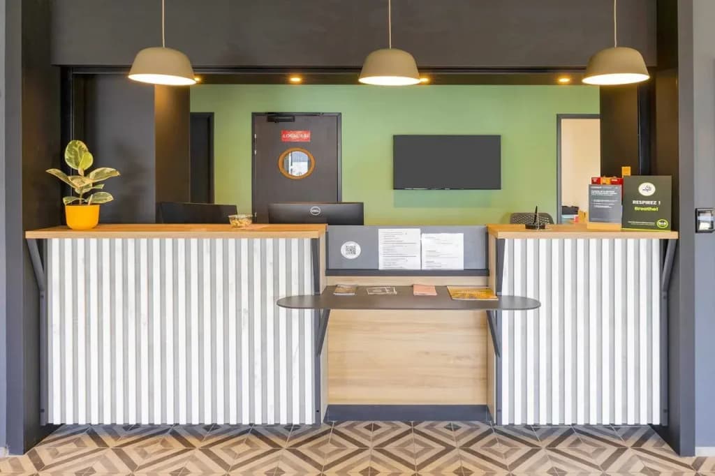 BB HOTEL Carcassonne Rocadest La Cite - Photo 2