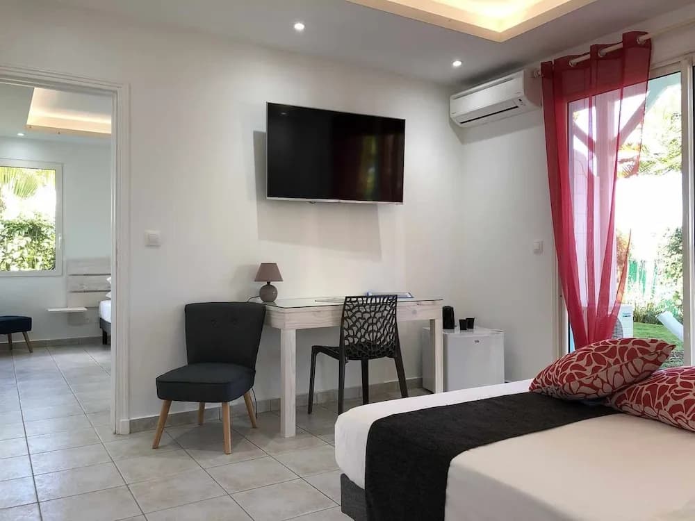 Hotel La Christophine - Photo 4
