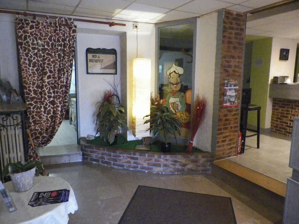 Hotel du Commerce - Photo 2