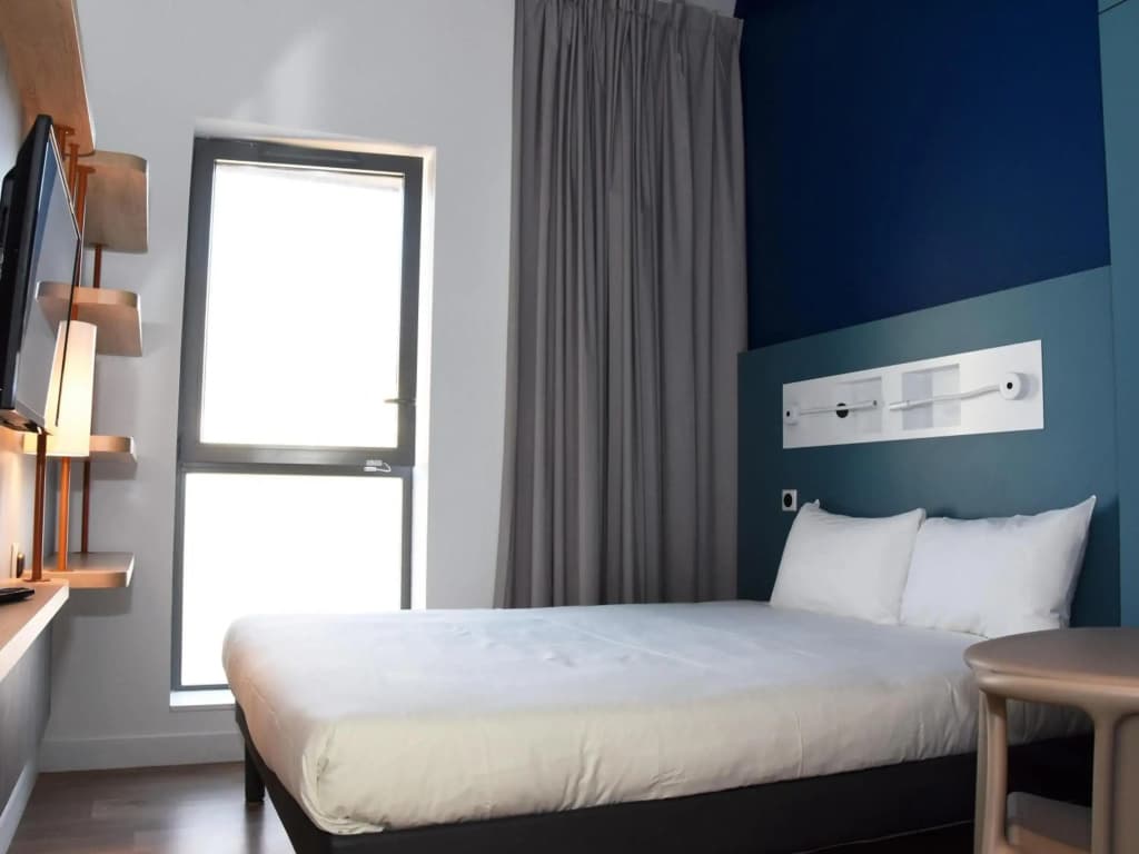 ibis budget Langres - Photo 2