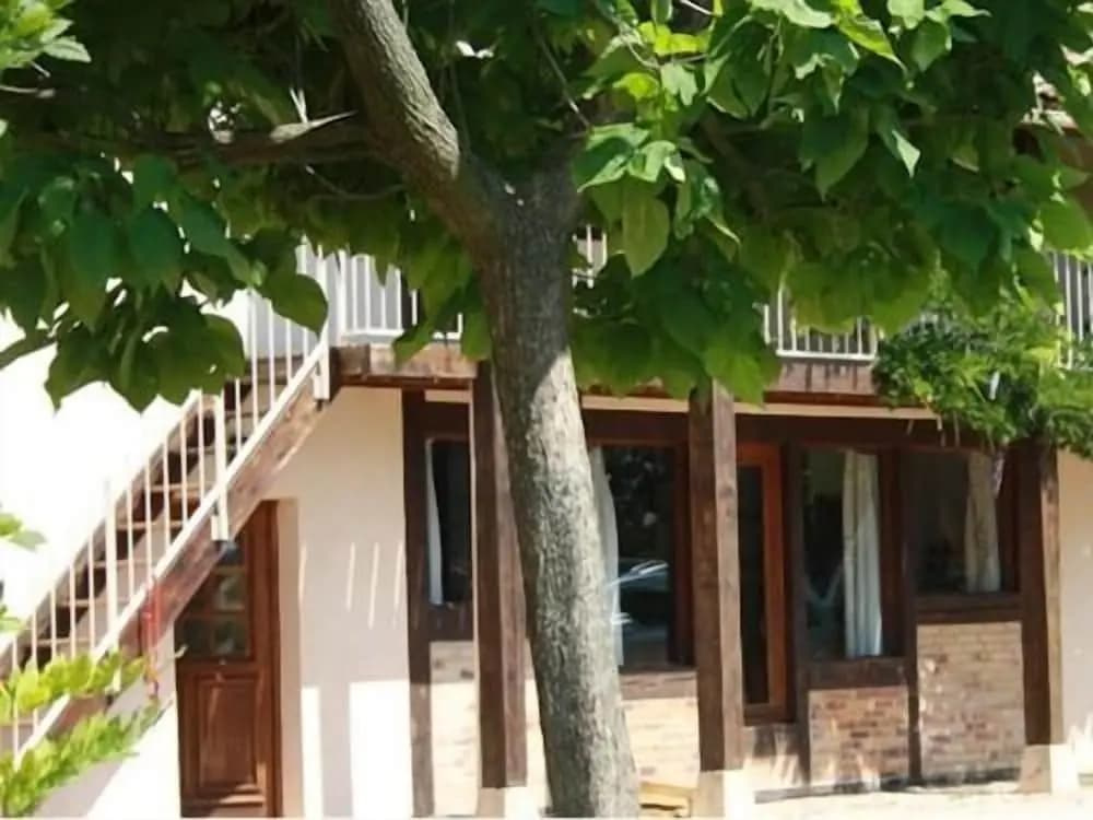 Les Barelles Chambres Dhôtes - Photo 1