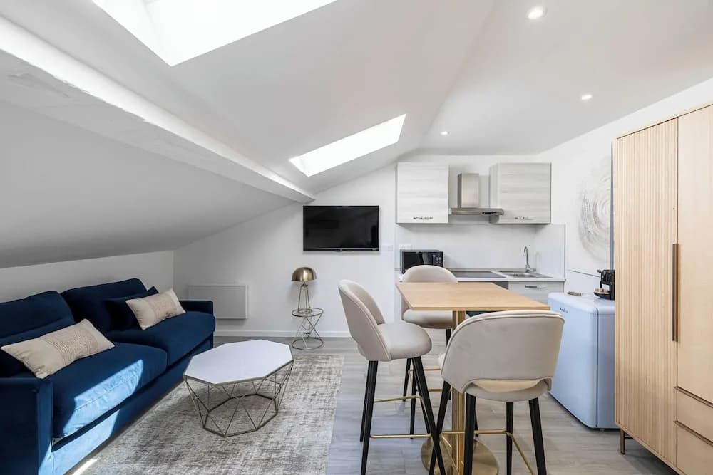 Renovated Studio - Cannes Center - Bright - Photo 1
