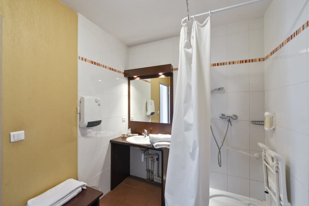 Comfort Aparthotel Six-Fours - Miniature 8