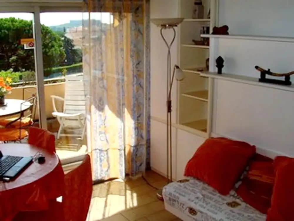 Apartment With one Bedroom in Antibes, With Wonderful sea View, Pool A - Photo 2