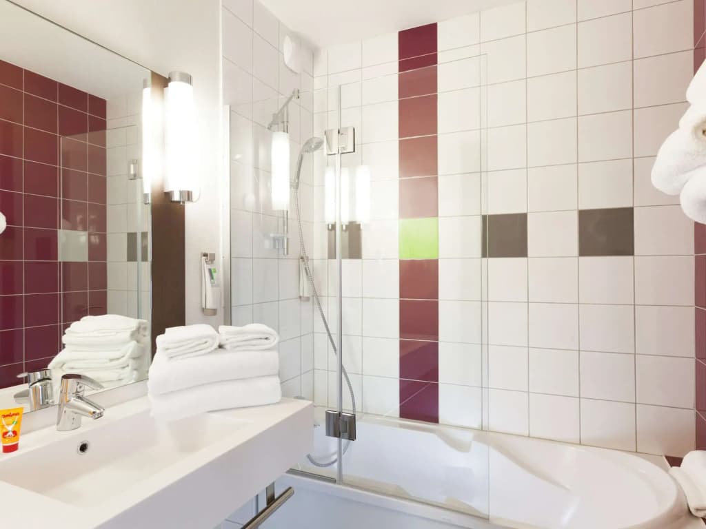 ibis Styles Beaune Centre - Miniature 6