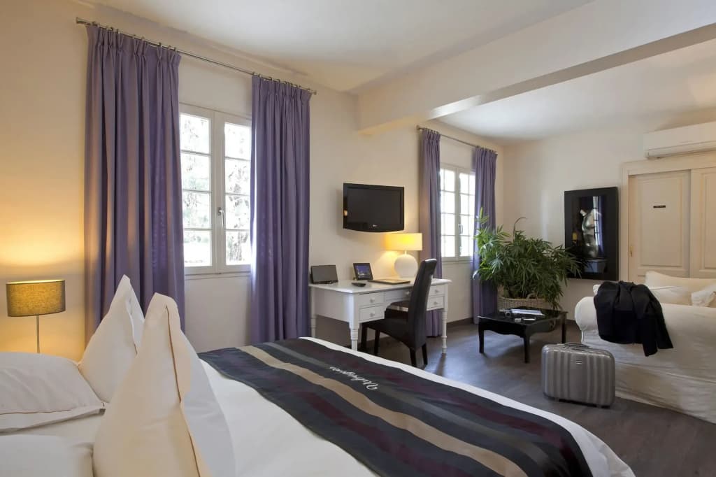 Le Vallon de Valrugues Hotel Spa & Villas - Photo 4