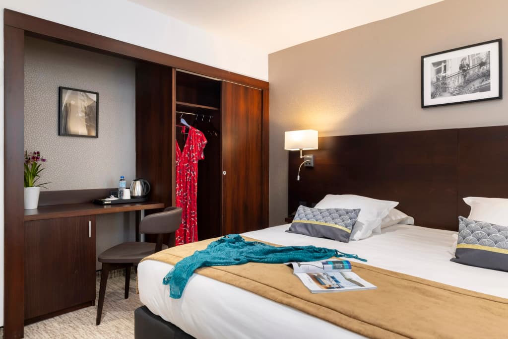 Hôtel Locarno Nice - Photo 3