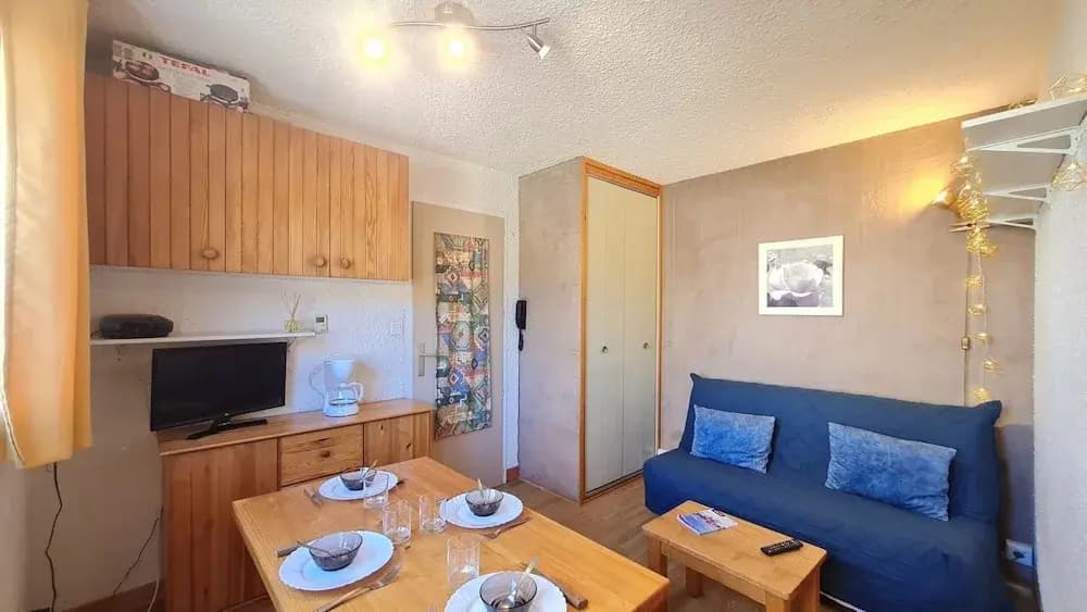 Compact & Convenient Alpine Stay - Photo 1