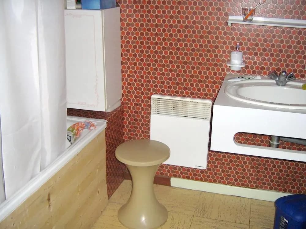 Studio In Cauterets With Wonderful Mountain View And Furnished Balcony 11 Km From The Slopes - Miniature 8