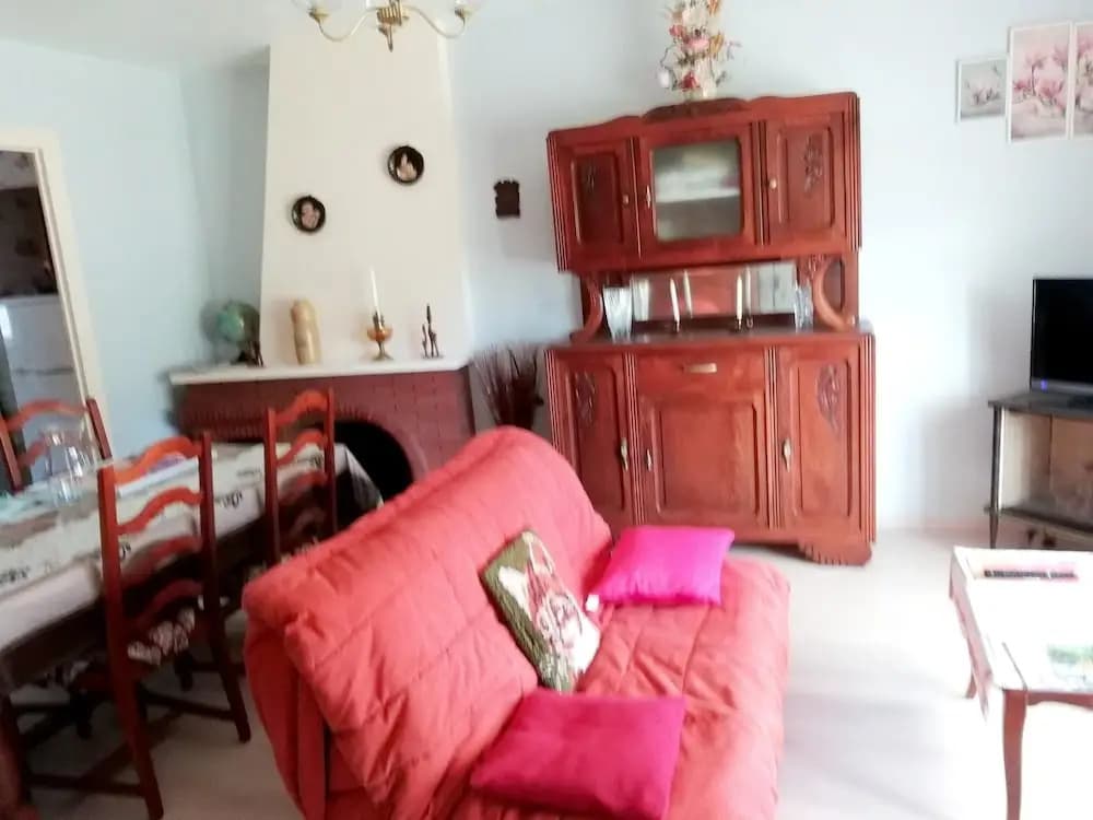 House With 3 Bedrooms in Montbron, With Furnished Garden - Photo 5