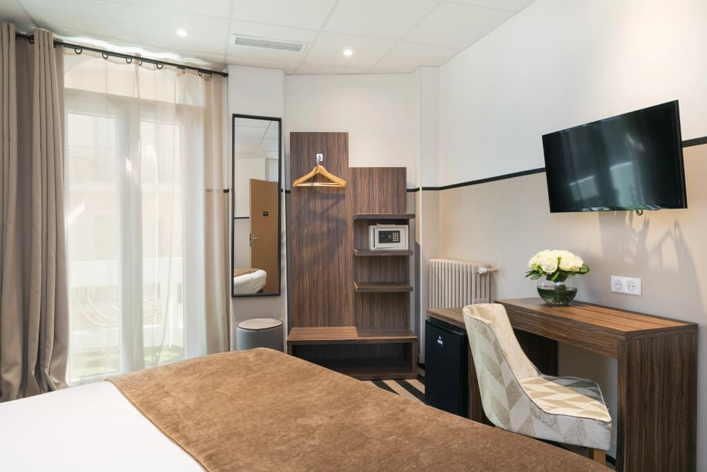 Hôtel Locarno Nice - Miniature 7