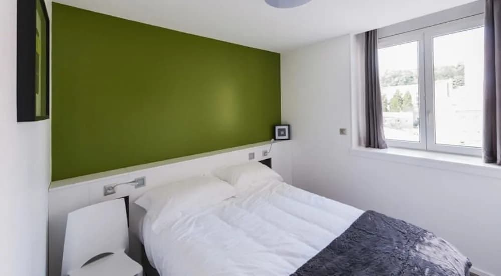 Hôtel Les Poteaux Carrés - Photo 3